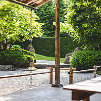 Der Japanische Garten im Sonnenschein
